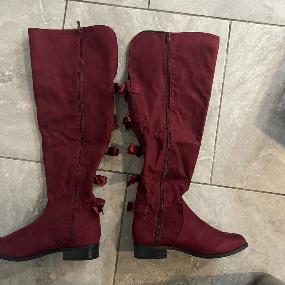 BOW BACK OTK BOOT - FAUX SUEDE WINE NWT
